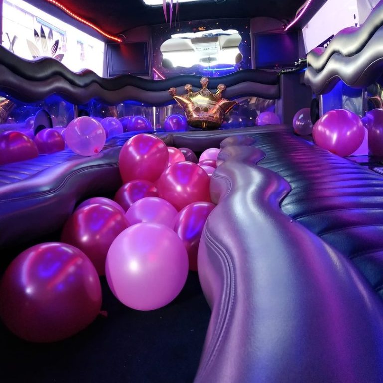 Celebra con estilo con el alquiler de limusinas para cumpleaños en Madrid. Disfruta de un día único con lujo y comodidad